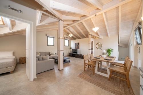 LIBRO D'ORO Central suite