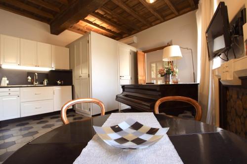 Navona Opera Holiday House