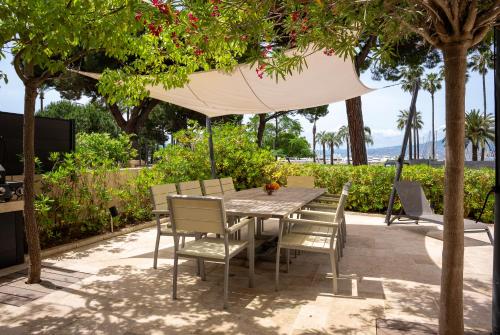 Superbe Villa-Appartement sur la Croisette avec grande terrasse