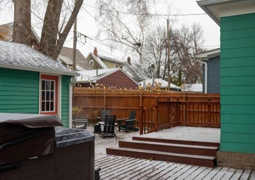 Fotografie z fotogalerie ubytování Family Friendly-Near Grand Ave-Hot Tub-King Beds v destinaci Saint Paul