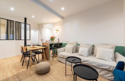 Le Marais l 5BR & AC - Duplex Home in Paris