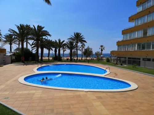 Apartamento en primera línea de playa Holiday Center