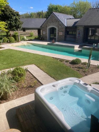 Foto sihtkohas Quimper asuva majutusasutuse Fairytale property between nature sea and city galeriist