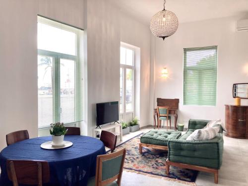 Charming Riverfront Escape - Beach Riviera and Town
