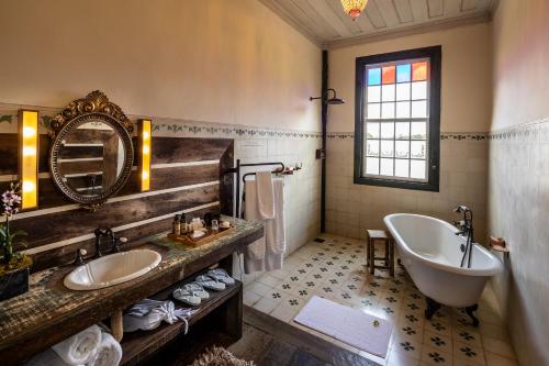Bilik mandi di Engenho Lodge