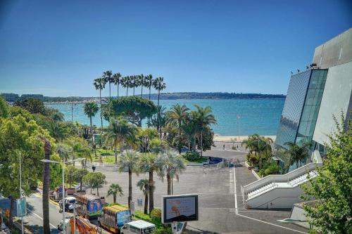 REF 1392 - Cannes palais des festivals apartment for rent