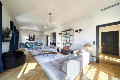 REF 1392 - Cannes palais des festivals apartment for rent