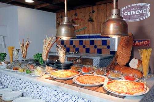 Mad på hotellet eller i nærheden