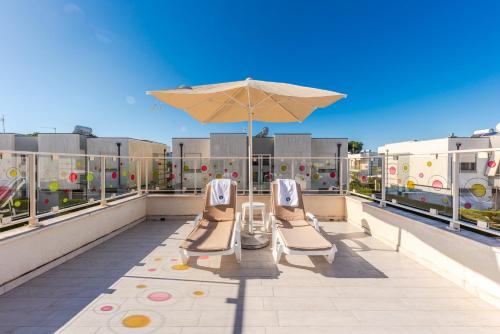 Ein Balkon oder eine Terrasse in der Unterkunft Apart Hotel Perla Resort Lalez Durres