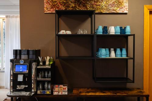 Set per la preparazione di tè e caffè presso Scheppers Hotel
