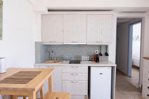 Dapur atau dapur kecil di AquaBlu Syros 4