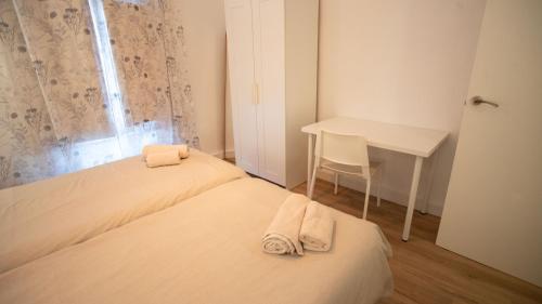 Gallery image of LOWCOST Beach & CityCenter in Valencia