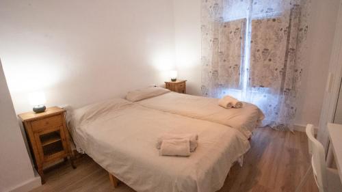 CHEAPEST VALENCIA beach & City Center equidistant