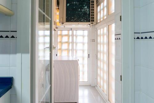 BlueWave Beach Retreat