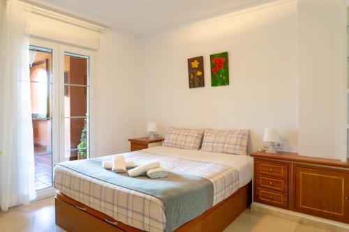 BlueWave Beach Retreat