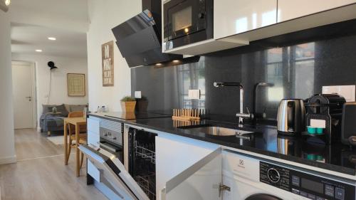 Chiado Modern Attic Duplex 2-Bedroom Apartment