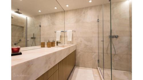Superb Modern and Unique Liberdade Apt
