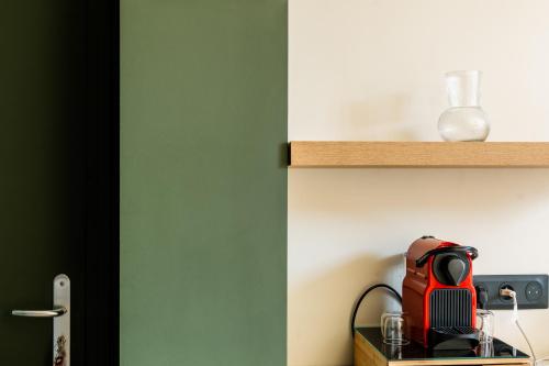 Foto dalla galleria di COZETT'HOME - STUDIO Chics & Modernes - 2 pas du Cirque Jules Verne - ad Amiens