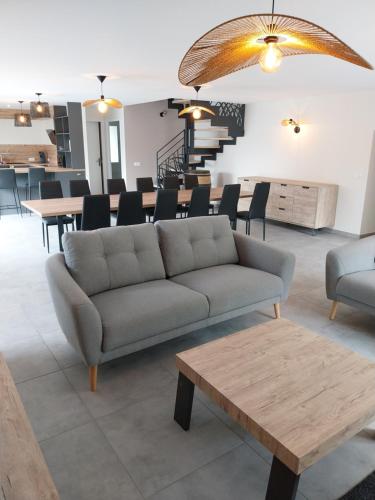 Χώρος καθιστικού στο Gite Le Meygalhome