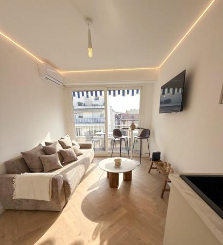 Port de Nice, Appartement 4pers emplacement idéal tout équipé balcon