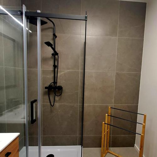 Koupelna v ubytování Apartament Bazylek, miejsce parkingowe w garażu podziemnym