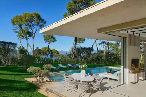 Contemporary Villa Vallon