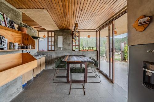 Kuchyň nebo kuchyňský kout v ubytování Naturaleza, Descanso y Fogata, Casa de Campo Romeros