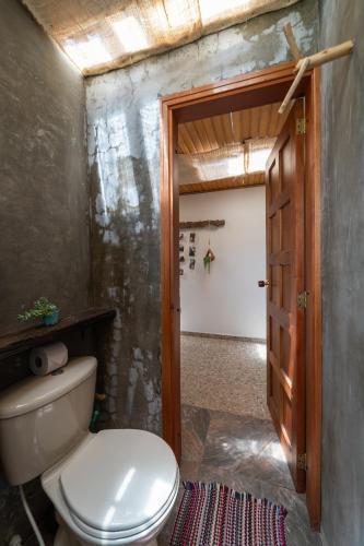 Bilik mandi di Fogata Naturaleza y Descanso, Casa de Campo Eucaliptos