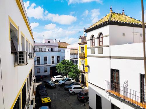 EN CÁ TITO. Luminoso y céntrico. Sevilla auténtica