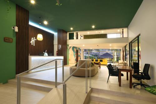 Χώρος καθιστικού στο Holiday Inn Tulum by IHG