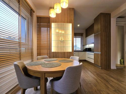 FoRRest Longinówka II - garaż, klimatyzacja, widok, Netflix, Prime