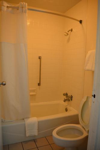 Φωτογραφία από το άλμπουμ του Days Inn by Wyndham Port Royal/near Parris Island σε Port Royal Landing