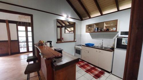 Kuchyň nebo kuchyňský kout v ubytování Fare PAO PAO bungalow tropical