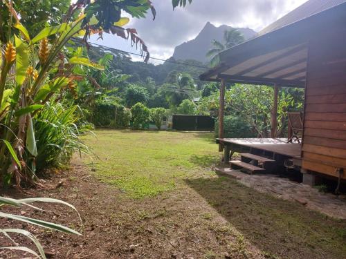 Zahrada ubytování Fare PAO PAO bungalow tropical