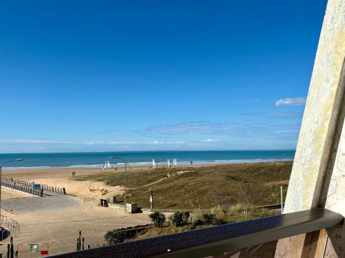 Studio rénové avec parking et animaux admis à Saint-Jean-de-Monts - FR-1-323-430