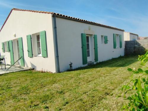 Imagen de la galería de Maison rénovée Saint-Denis, proche océan, jardin, parking - FR-1-778-43, en Saint-Denis-dʼOléron