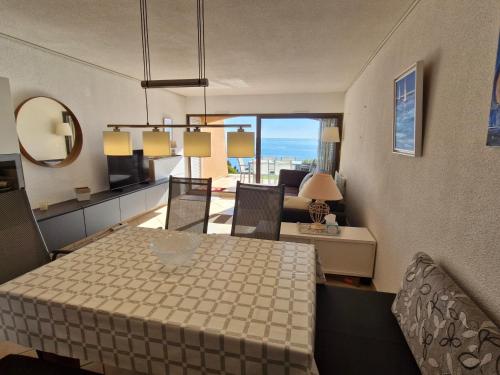 Appartement 3 pièces avec Wifi et terrasse à Sainte-Maxime