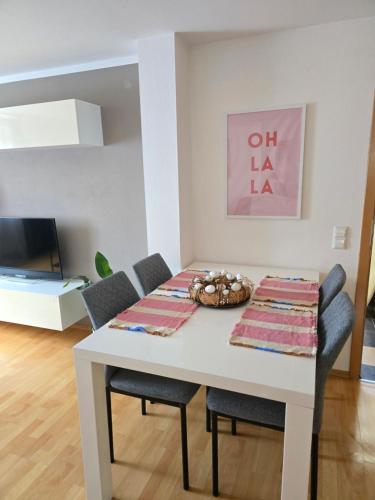 Imagen de la galería de Ferienwohnung Heldenfingen Nähe LEGO-Land, en Heldenfingen