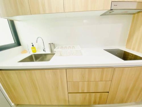 Pulau KempasにあるMayaBay Residence SplashMania Gamuda Cove Homestay by Sleepy Bearのギャラリーの写真