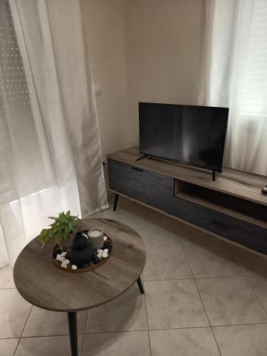 Regina Apartment B
