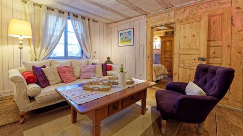 Remparts de Riquewihr - Le Dragon Porte-Bonheur