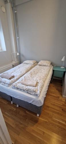 Giường trong phòng chung tại Nice 1 bedroom apartment in Oslo Sentrum