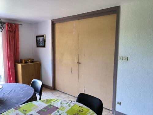 Postel nebo postele na pokoji v ubytování Replonges entre A6 et A40