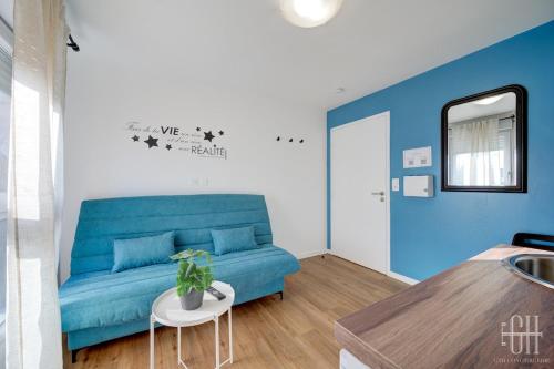 Uranus - Proche A10 - 2V - Parking