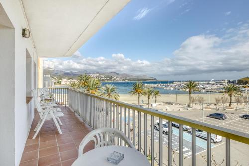 Apart Mediterranean View 2-1