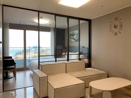 Zona de estar de Blue Terra Sokcho