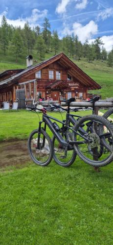 Montar en bicicleta en Weinberg Apartments o alrededores