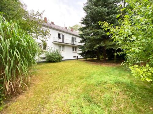 Zahrada ubytování Ruhige 3-Zimmerwohnung im Norden Bremens für Monteure und Geschäftsreisende PM 29 OG