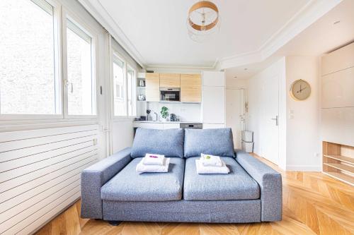 Superb Trocadero Eiffel Tower apartment