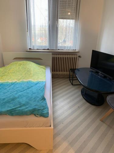 Televisyen dan/atau pusat hiburan di Gästezimmer Polster